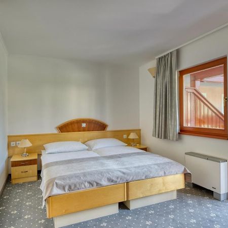 Garni Hotel Zvon Zreče Kültér fotó