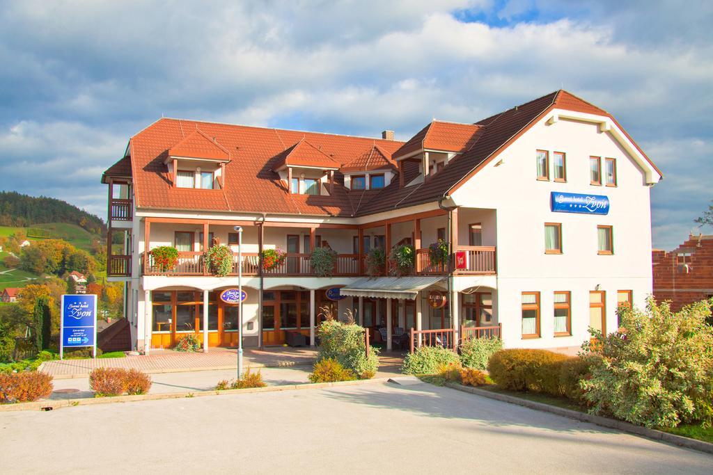 Garni Hotel Zvon Zreče Kültér fotó